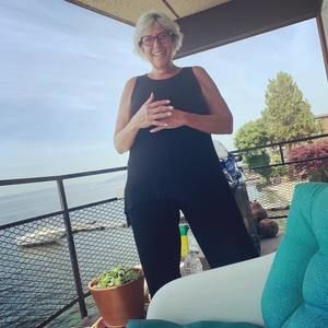 Meet your Posher, Annette